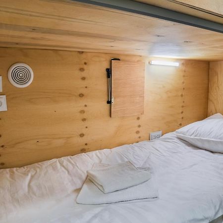 Capsule Hotel Ош Экстерьер фото