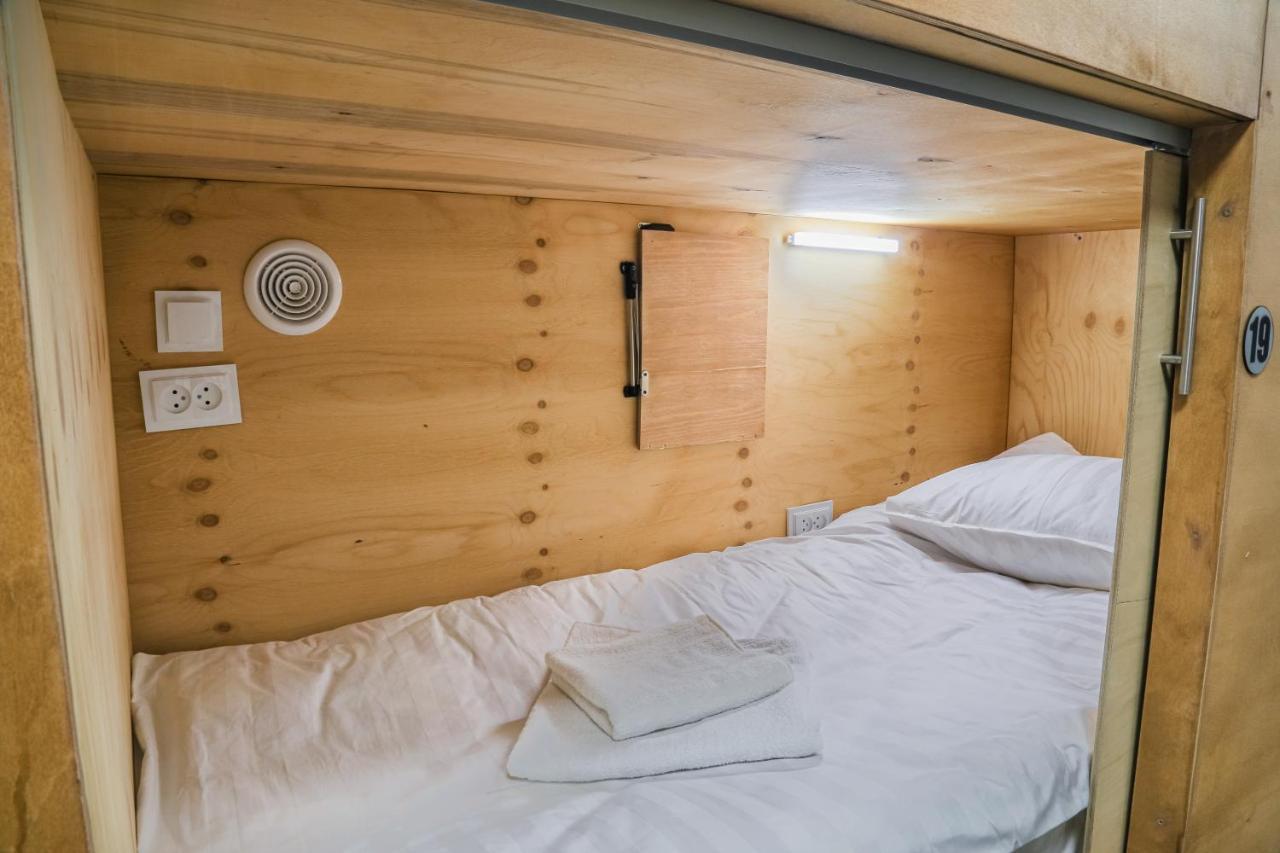 Capsule Hotel Ош Экстерьер фото